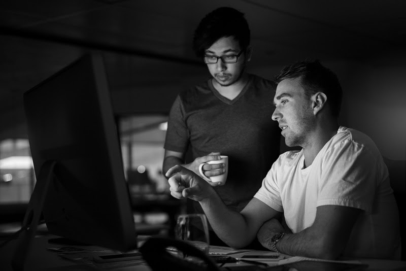 programmer-discussion-1